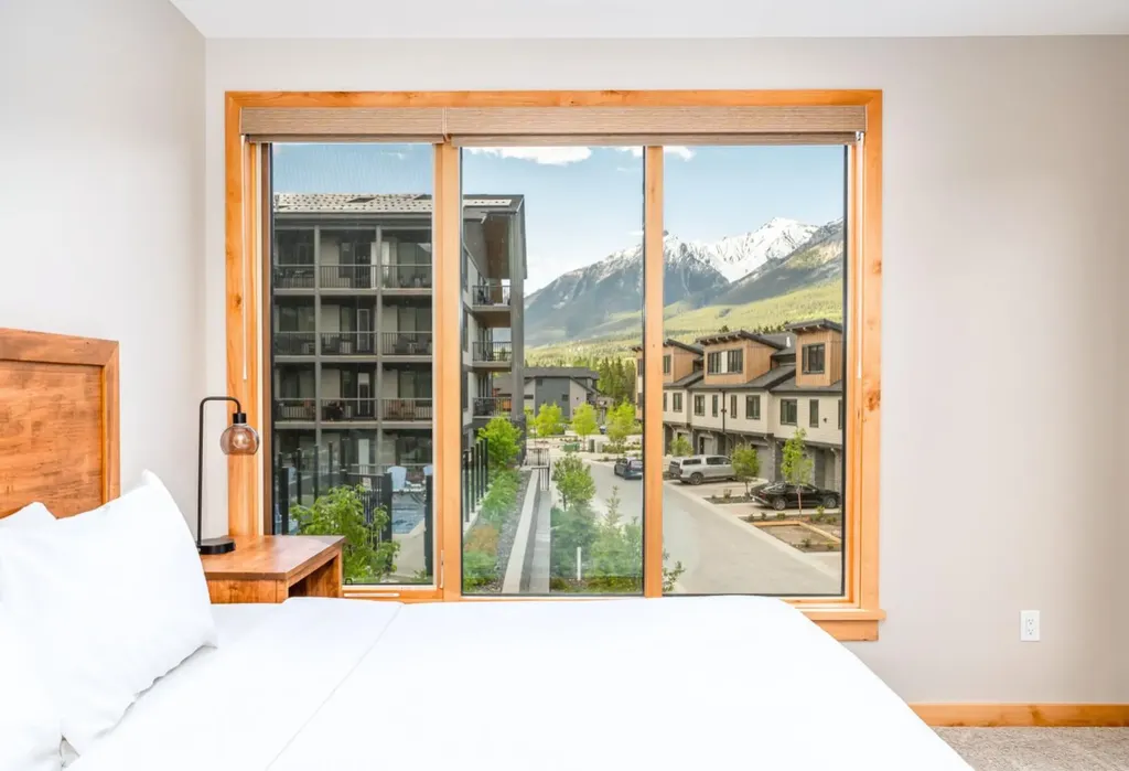 1408 Spring Creek Gate Canmore AB T1W 0N5