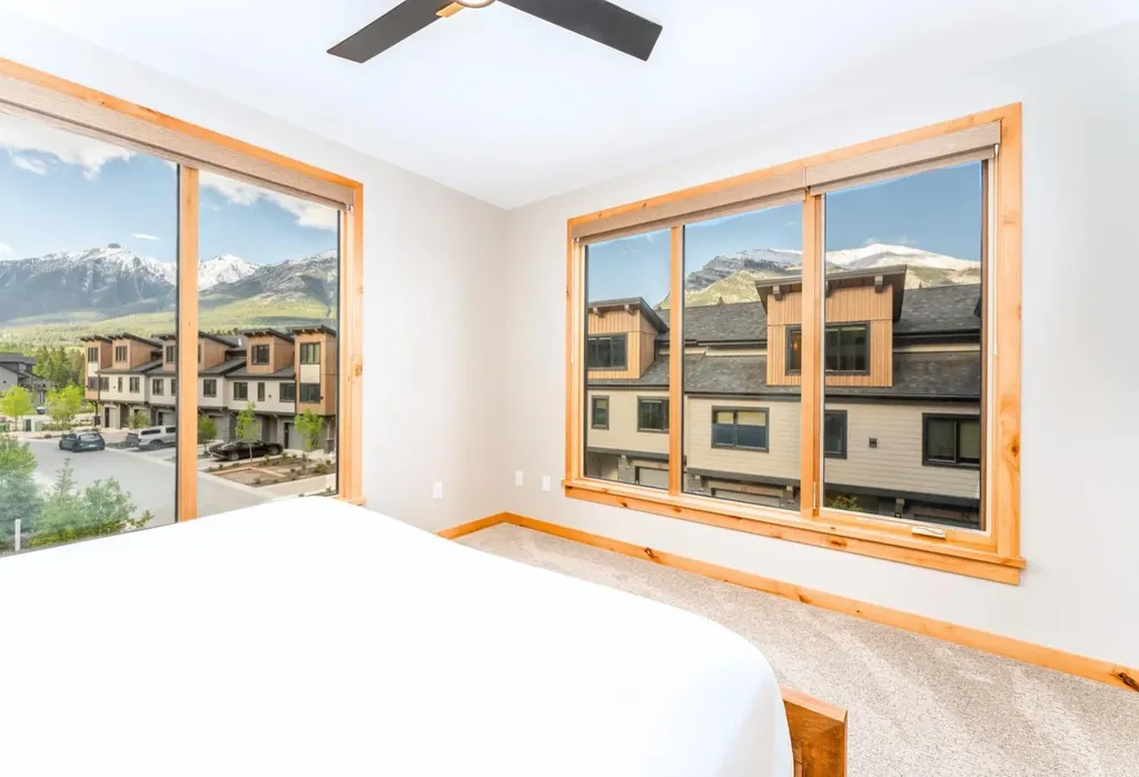 1408 Spring Creek Gate Canmore AB T1W 0N5