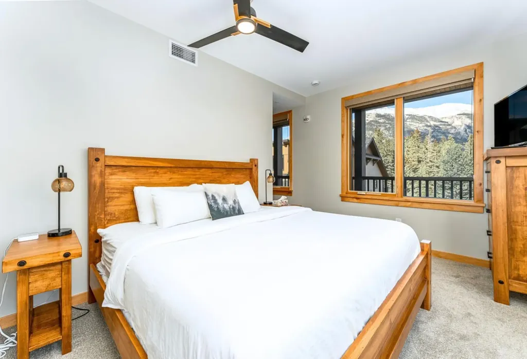 1408 Spring Creek Gate Canmore AB T1W 0N5