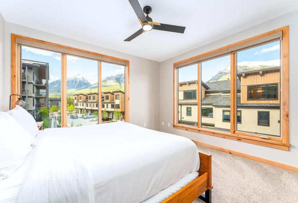 1408 Spring Creek Gate Canmore AB T1W 0N5