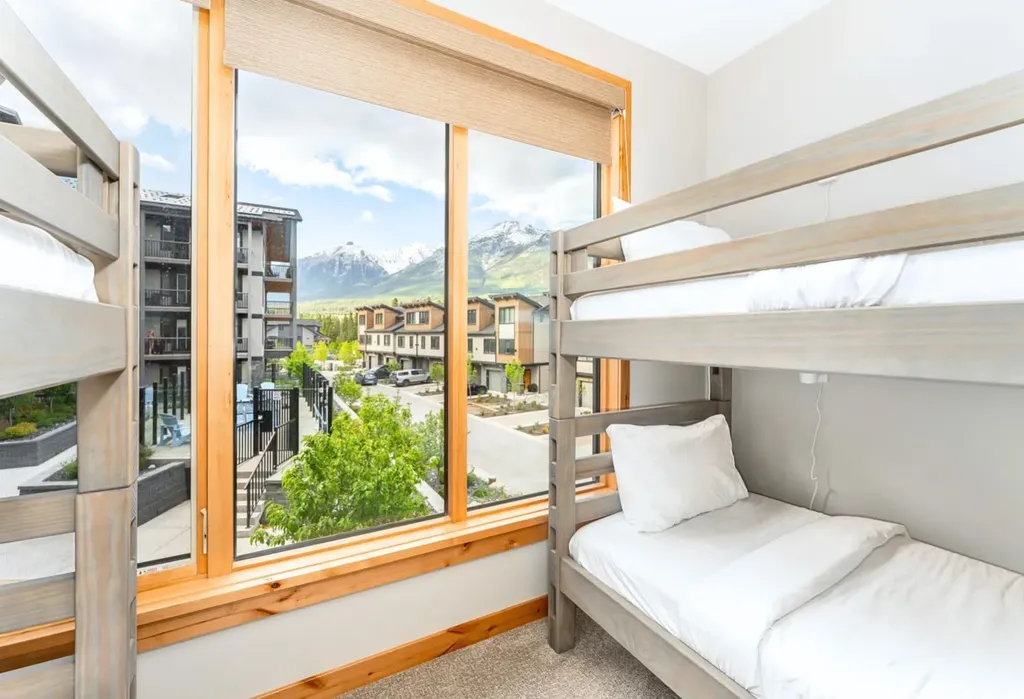 1408 Spring Creek Gate Canmore AB T1W 0N5