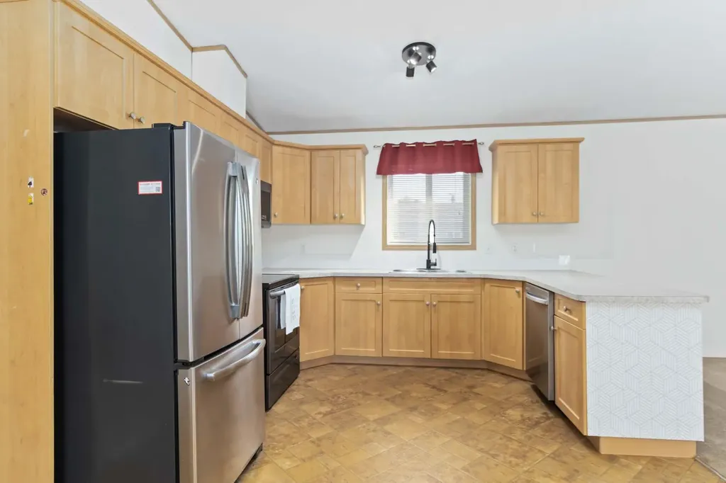 116 Greenwood Place Fort Mcmurray AB T9H 2L9