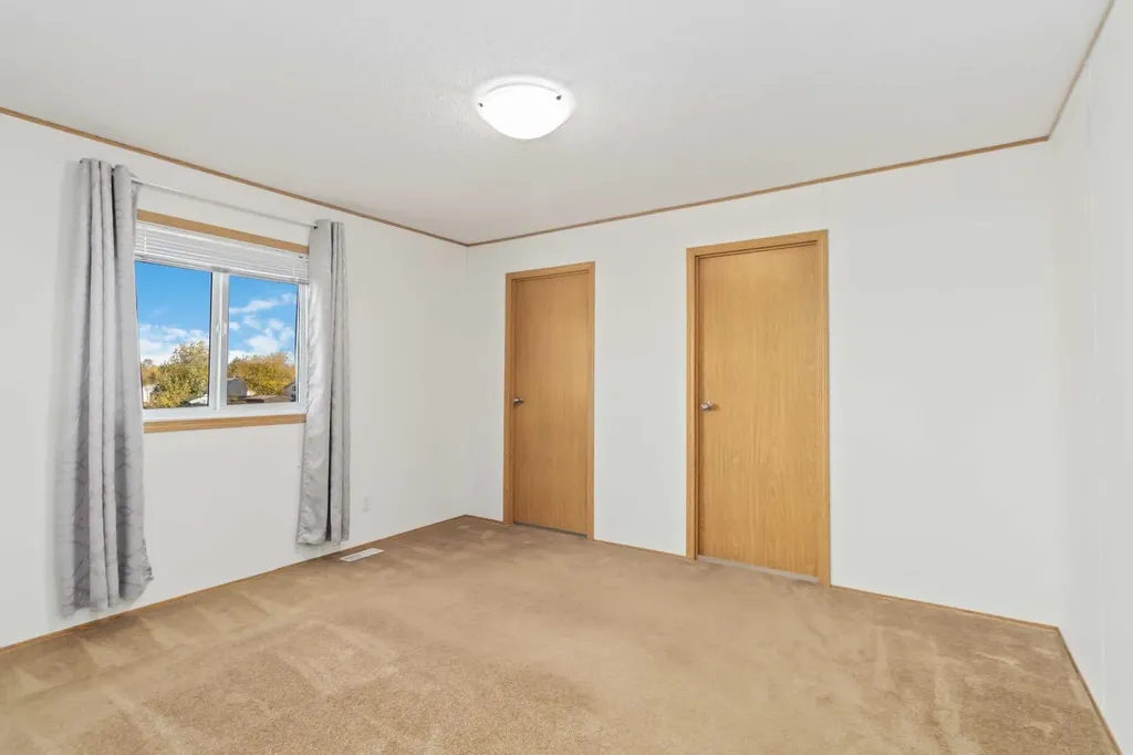 116 Greenwood Place Fort Mcmurray AB T9H 2L9