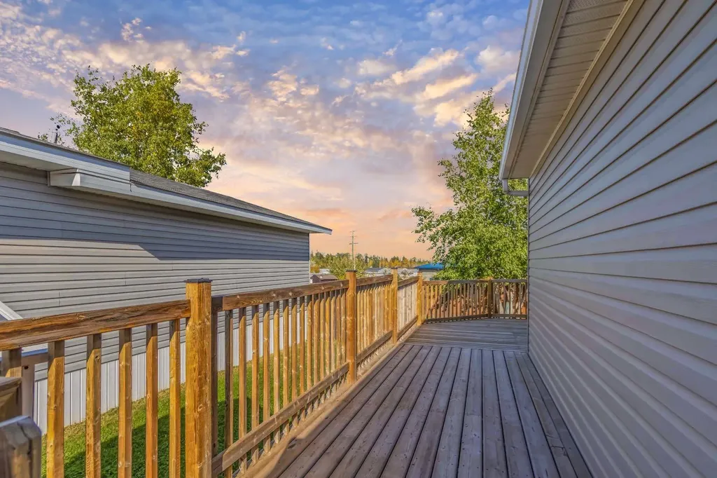 116 Greenwood Place Fort Mcmurray AB T9H 2L9