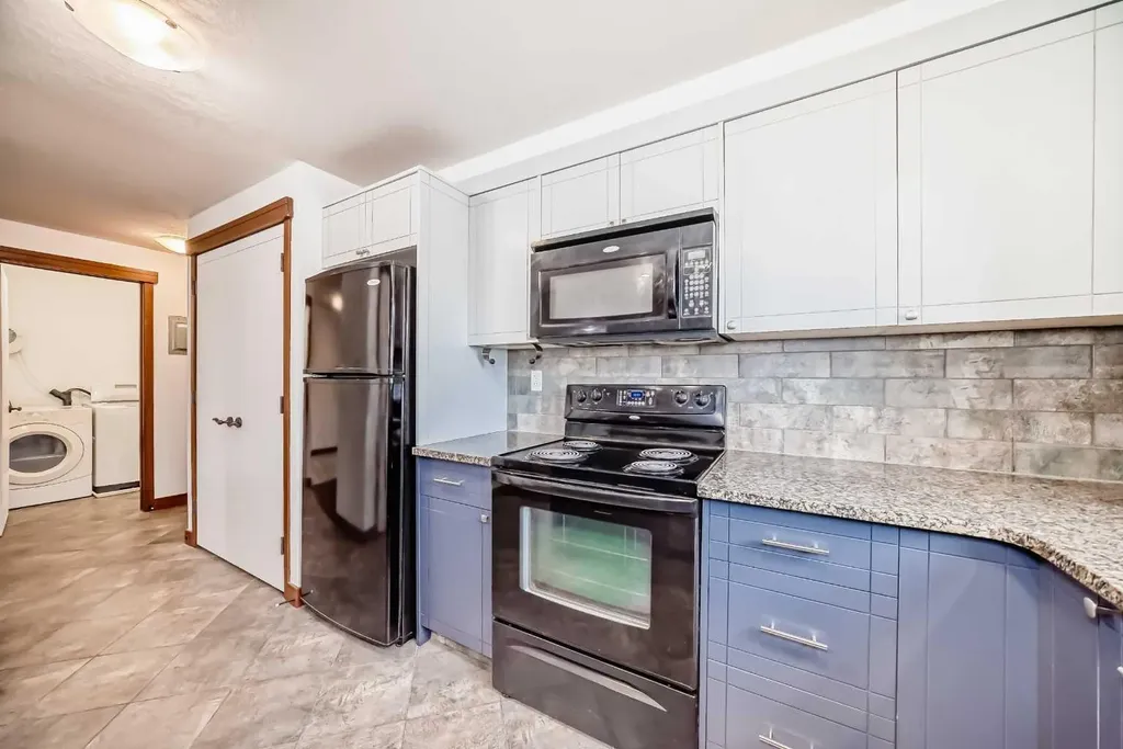 315 50 Avenue SW Calgary AB T2S 1H3