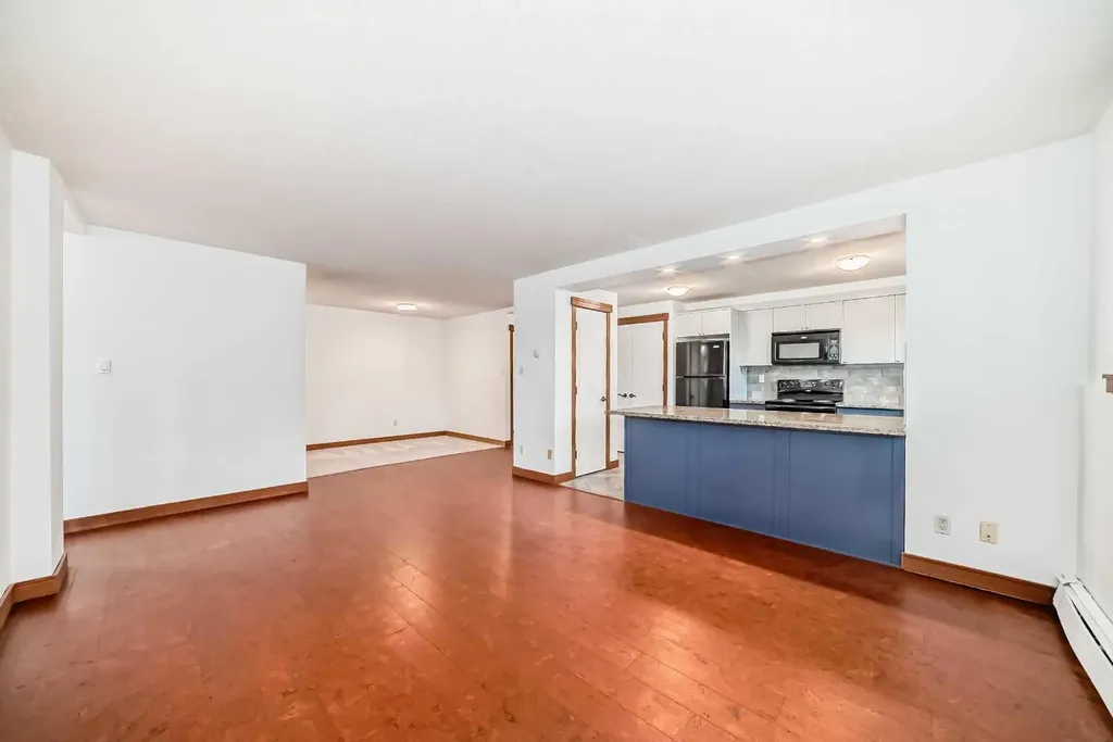 315 50 Avenue SW Calgary AB T2S 1H3