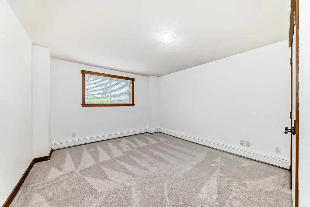 315 50 Avenue SW Calgary AB T2S 1H3
