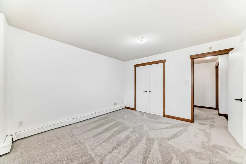315 50 Avenue SW Calgary AB T2S 1H3
