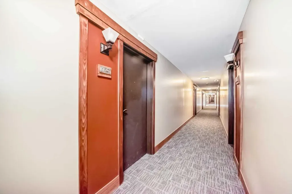 315 50 Avenue SW Calgary AB T2S 1H3