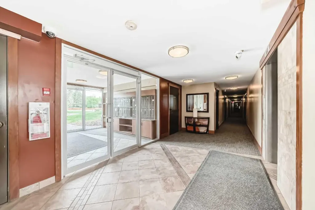 315 50 Avenue SW Calgary AB T2S 1H3