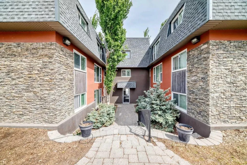 315 50 Avenue SW Calgary AB T2S 1H3