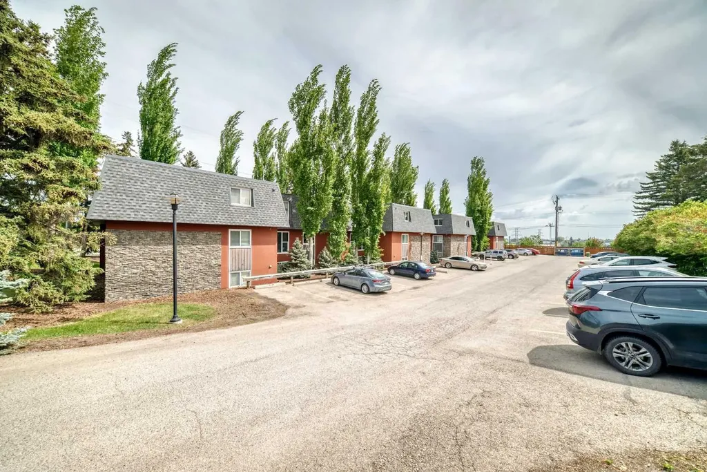 315 50 Avenue SW Calgary AB T2S 1H3