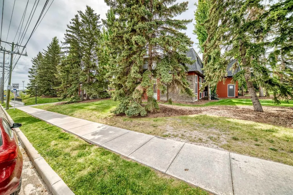 315 50 Avenue SW Calgary AB T2S 1H3