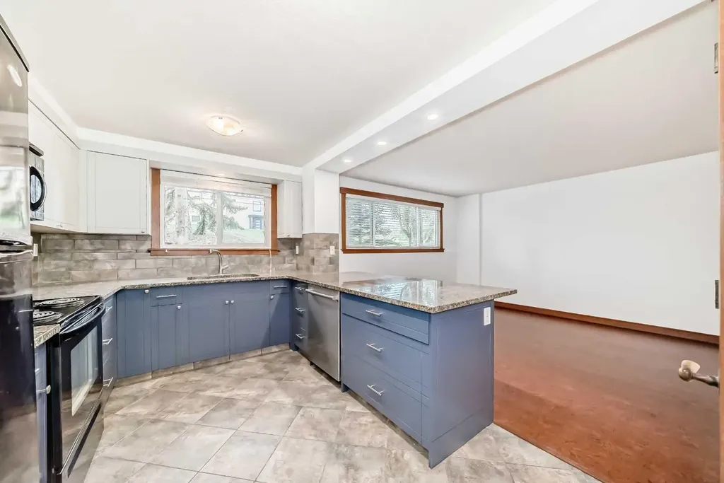 315 50 Avenue SW Calgary AB T2S 1H3