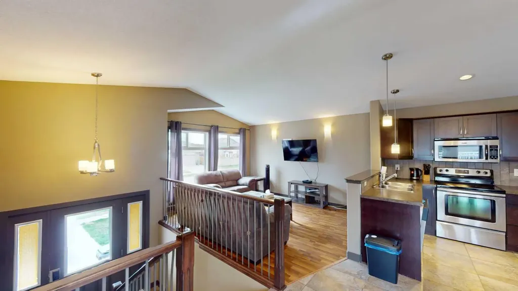 7022 90 Street Grande Prairie AB T8X0C1