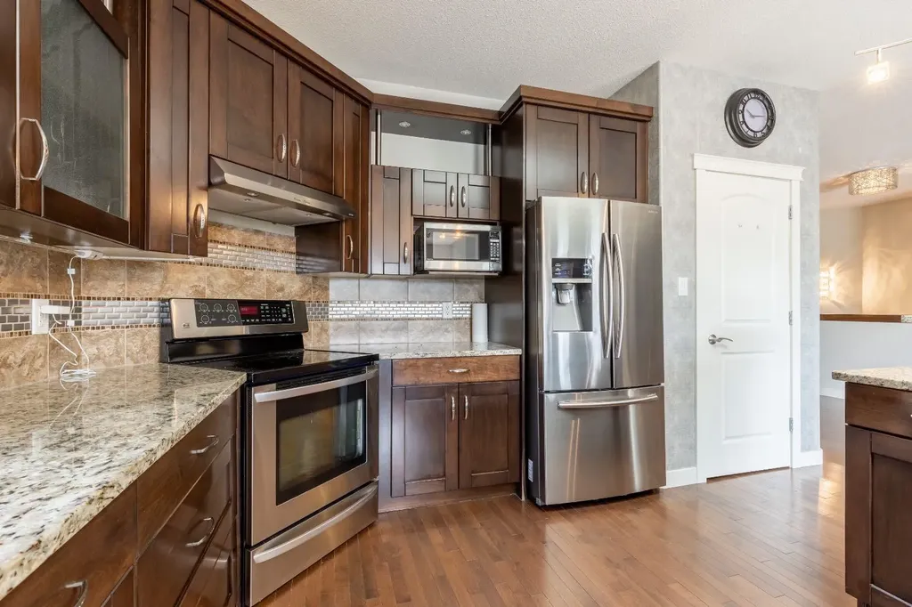 525 Edinburgh Road W Lethbridge AB T1J 5A8
