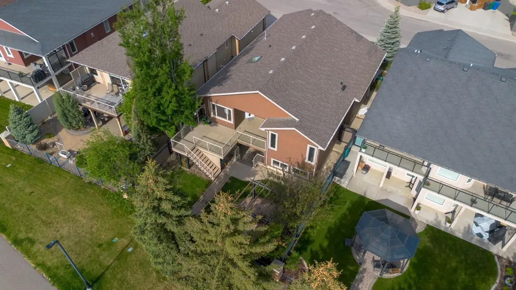 525 Edinburgh Road W Lethbridge AB T1J 5A8