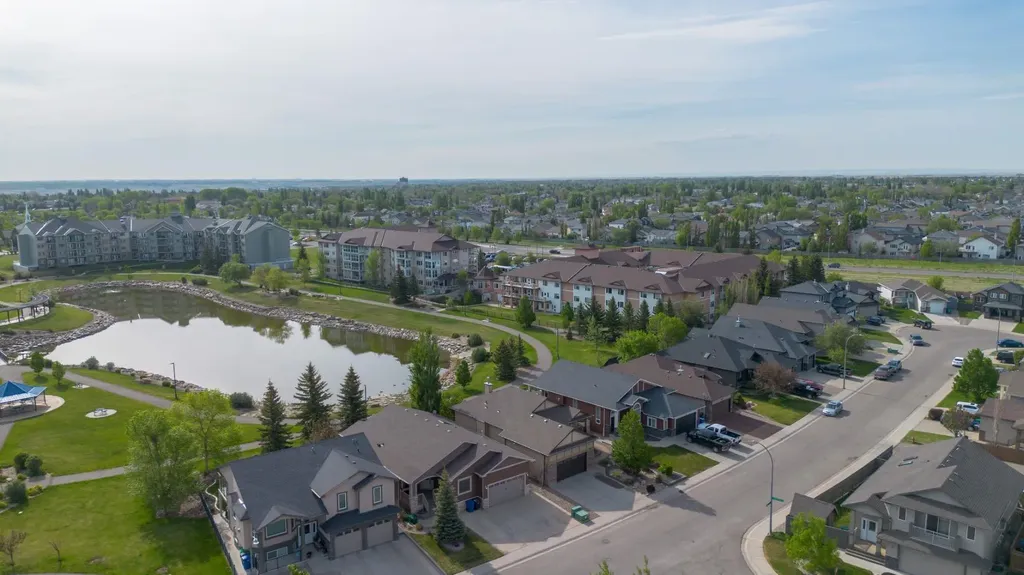 525 Edinburgh Road W Lethbridge AB T1J 5A8