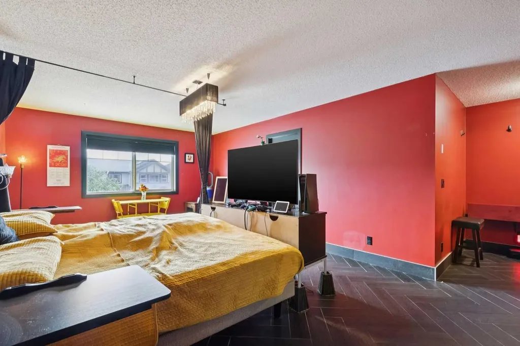 47 Silverado Skies Manor SW Calgary AB T2X 0K3