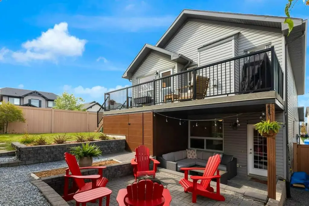 36 Rockyspring Rise NW Calgary AB T3G 5Z9