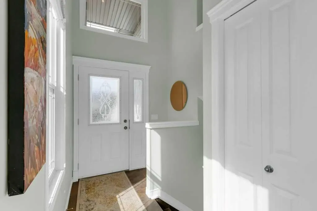 36 Rockyspring Rise NW Calgary AB T3G 5Z9