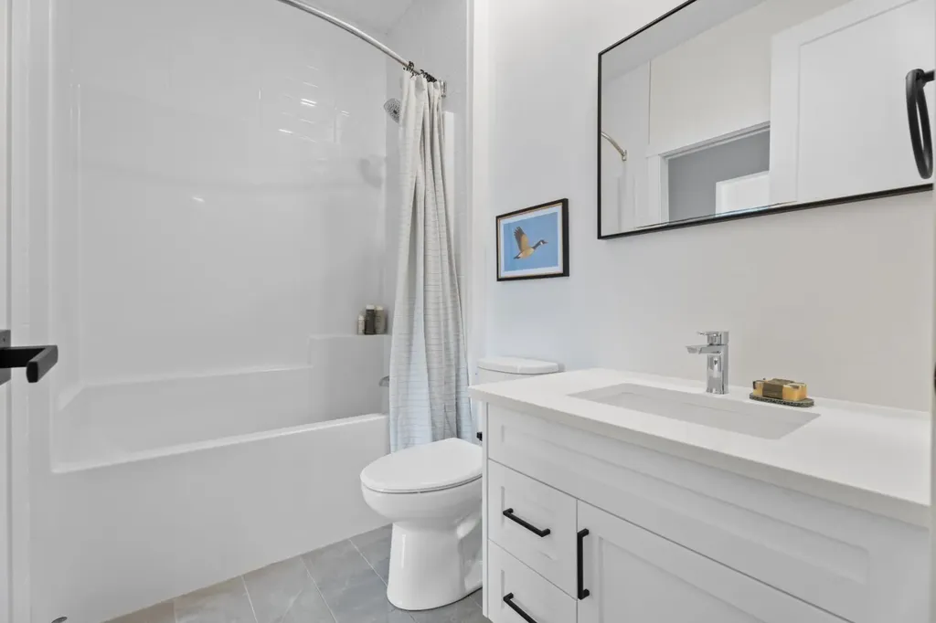 408 Greenbriar Common NW Calgary AB T3B 6J3