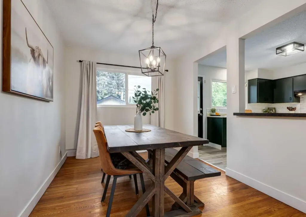 182 Fyffe Road SE Calgary AB T2H 1C1