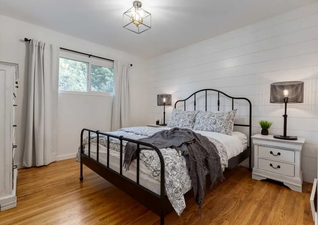 182 Fyffe Road SE Calgary AB T2H 1C1