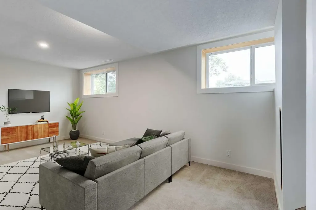 182 Fyffe Road SE Calgary AB T2H 1C1