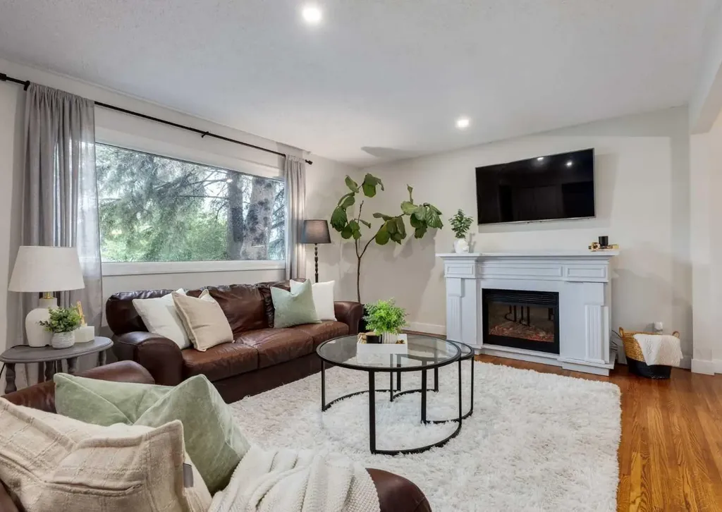 182 Fyffe Road SE Calgary AB T2H 1C1