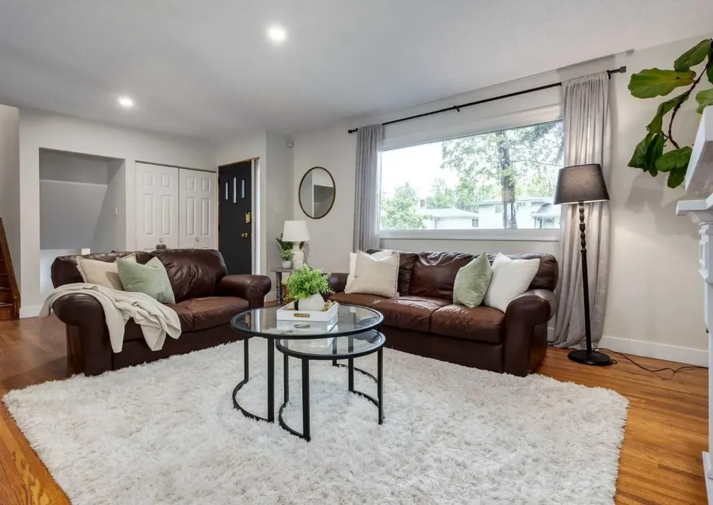 182 Fyffe Road SE Calgary AB T2H 1C1