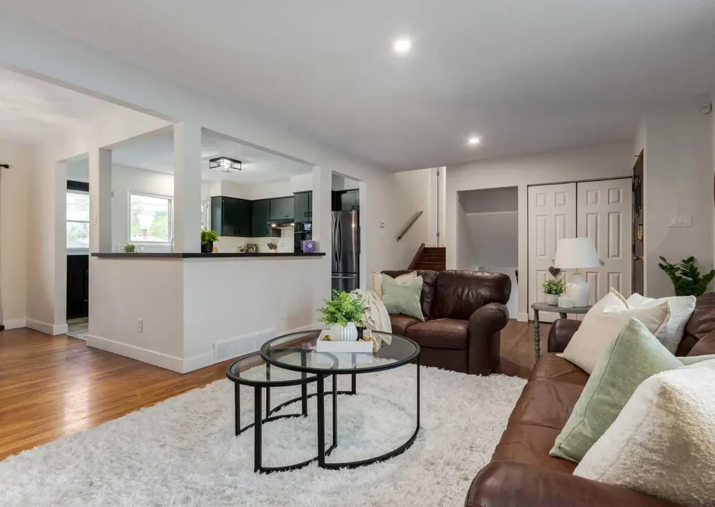 182 Fyffe Road SE Calgary AB T2H 1C1