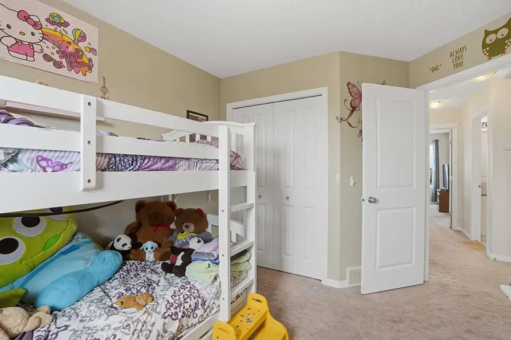 2116 Reunion Square NW Airdrie AB T4B0Y9