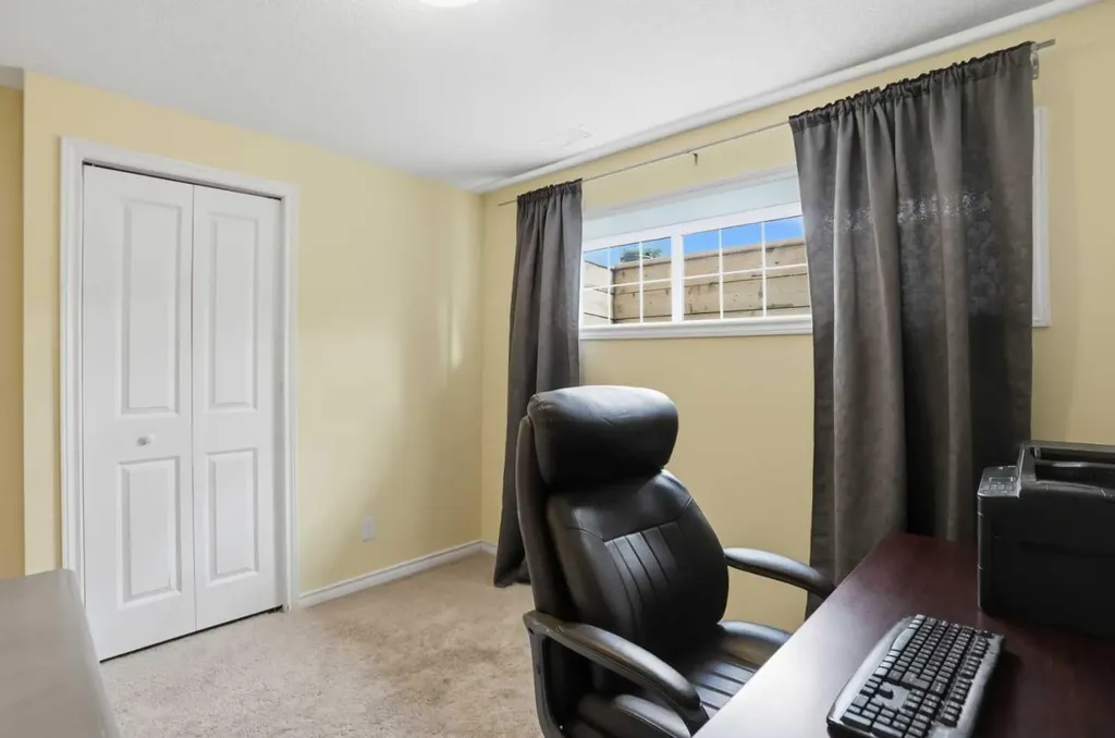 2116 Reunion Square NW Airdrie AB T4B0Y9