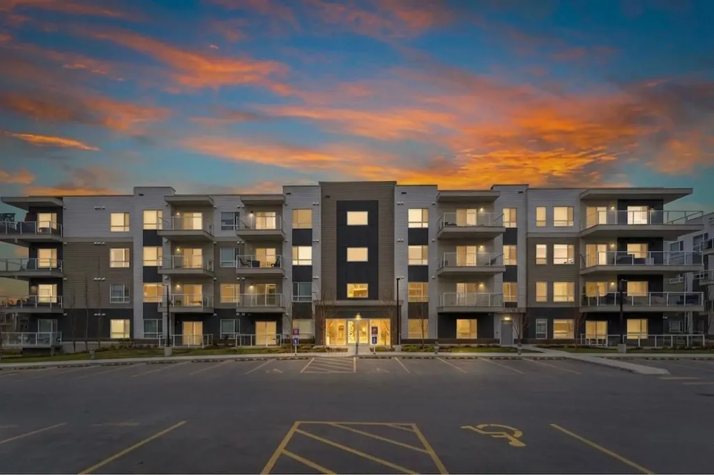 220 Seton Grove SE Calgary AB T3M 3T1