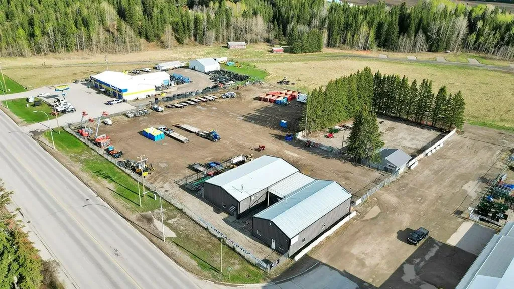 1101 Main Avenue Sundre AB T0M 1X0