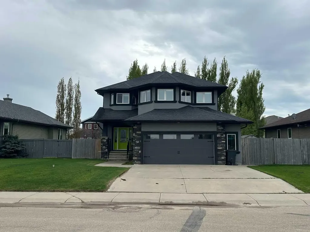 701 9 Street SE Slave Lake AB T0G 2A3