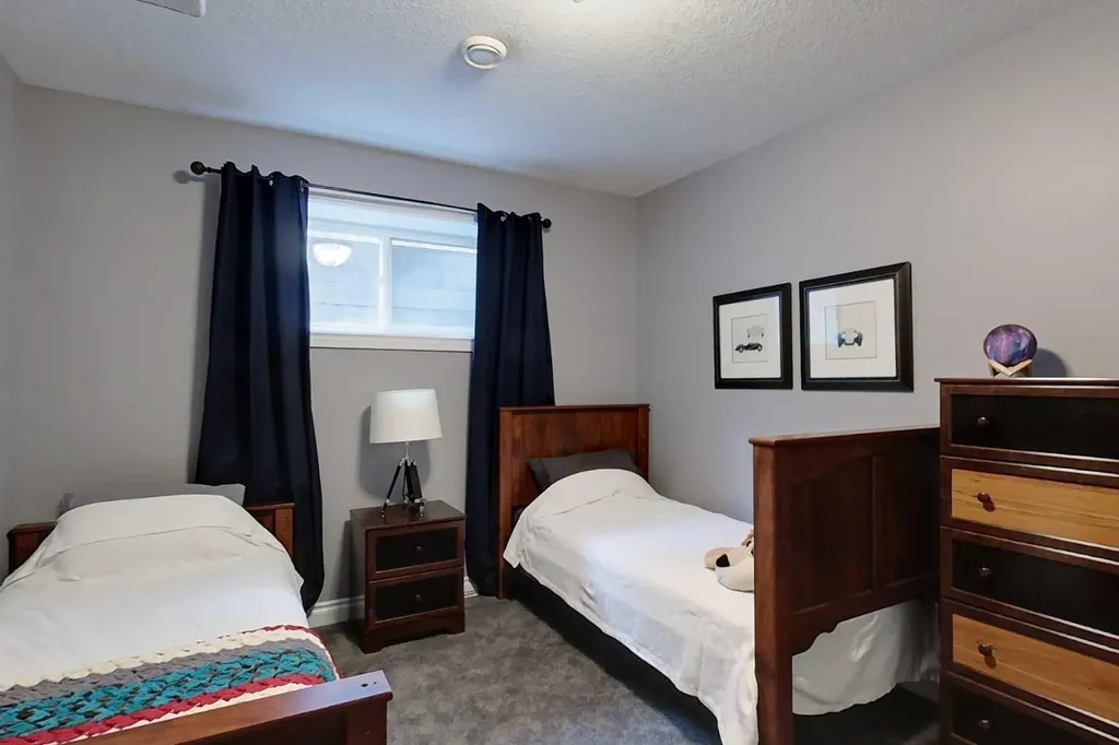 701 9 Street SE Slave Lake AB T0G 2A3