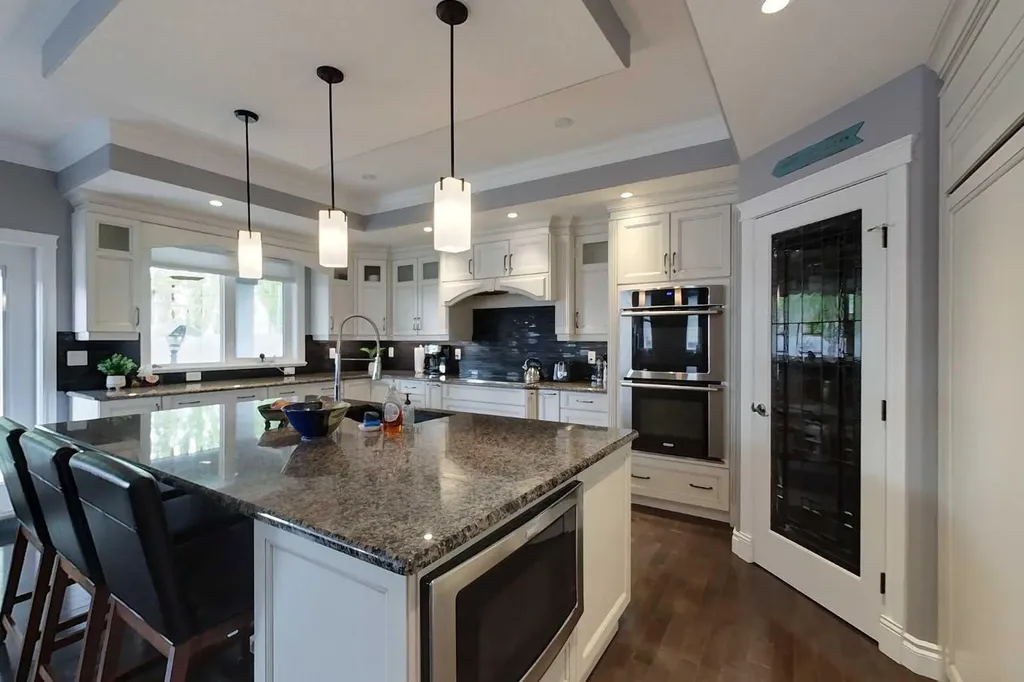 701 9 Street SE Slave Lake AB T0G 2A3