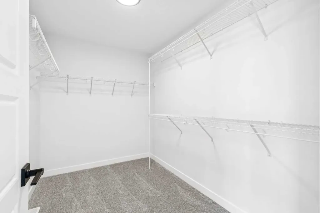 23 Verdure Gate SW Calgary AB T2Y1C4