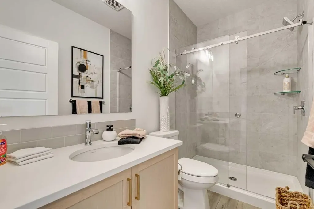 23 Verdure Gate SW Calgary AB T2Y1C4