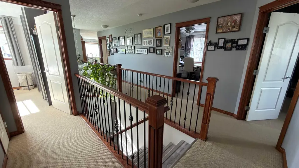 123 Hawkmere View Chestermere AB T1X 1T7
