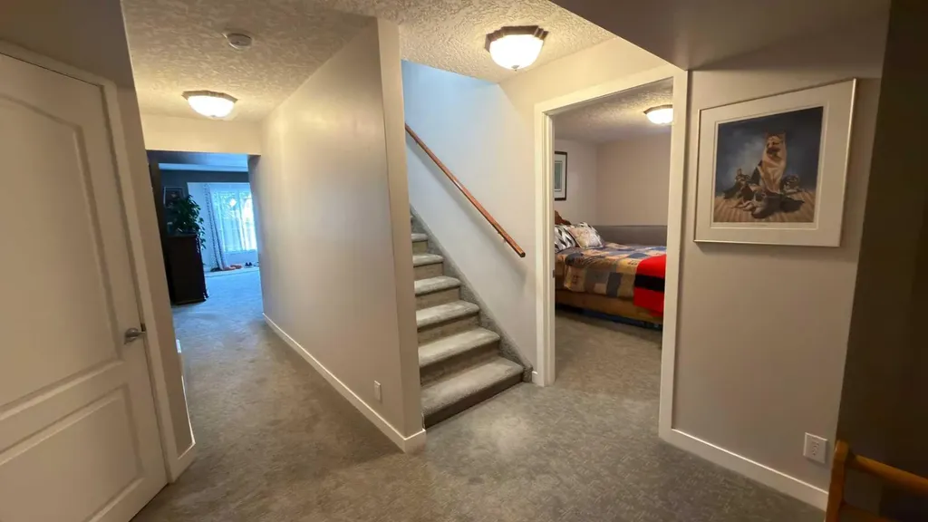 123 Hawkmere View Chestermere AB T1X 1T7