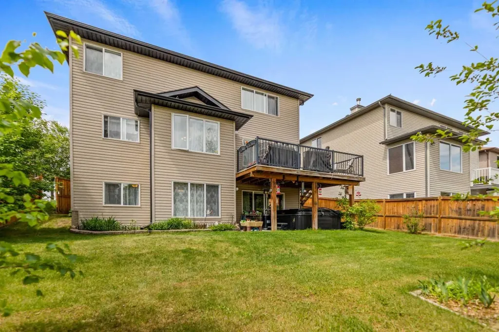 123 Hawkmere View Chestermere AB T1X 1T7