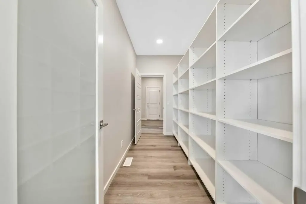 5 Heartwood Lane SE Calgary AB T3M2K1