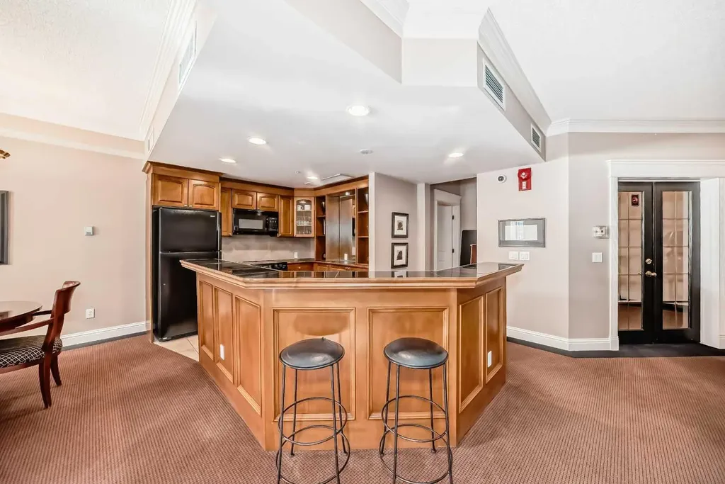 14645 6 Street SW Calgary AB T2Y 3S1