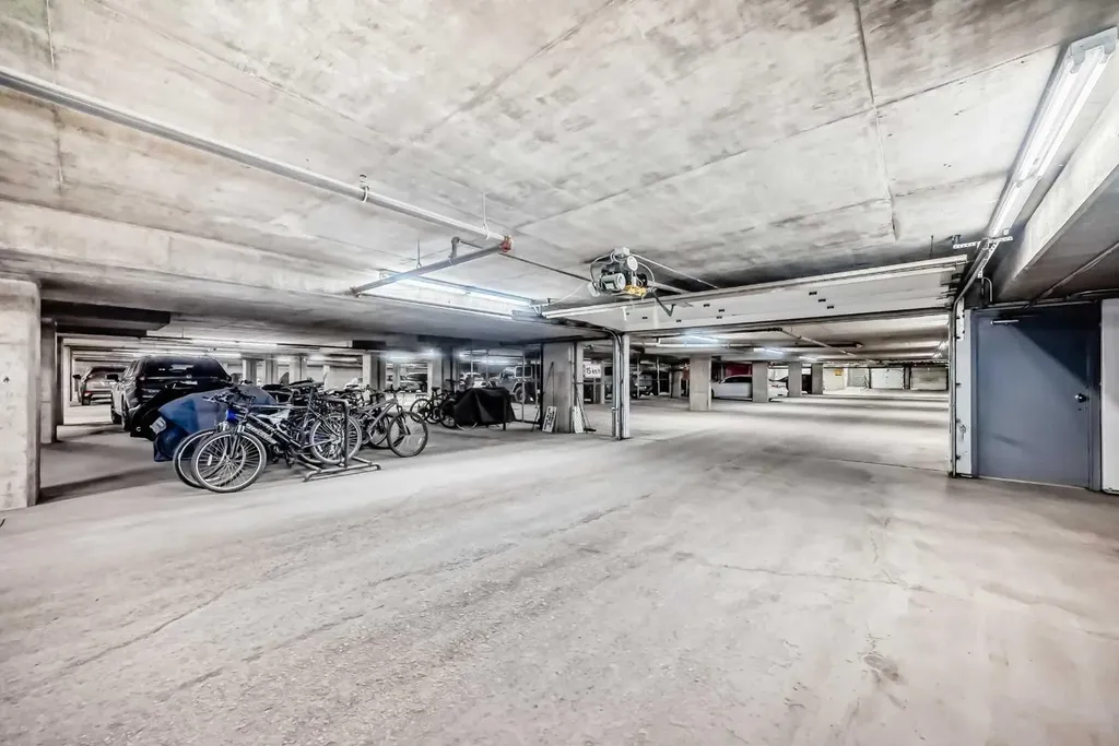 14645 6 Street SW Calgary AB T2Y 3S1