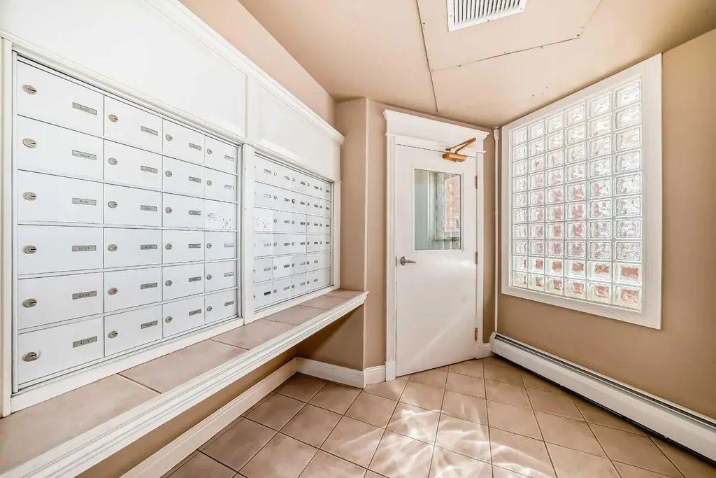 14645 6 Street SW Calgary AB T2Y 3S1