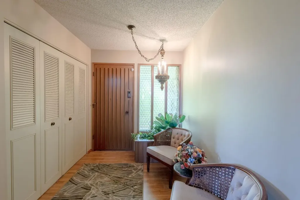 14 Nagway Court Rural Rocky View County AB T3R1A1