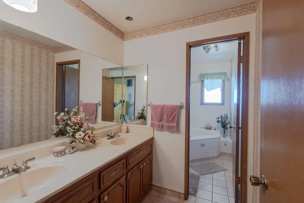 14 Nagway Court Rural Rocky View County AB T3R1A1